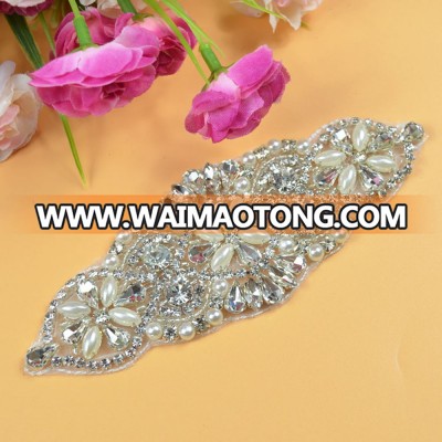 Wholesale crystal bridal applique with pearls and stones WRC35