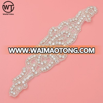 wholesale high quality crystal patches rhinestone applique for garters design